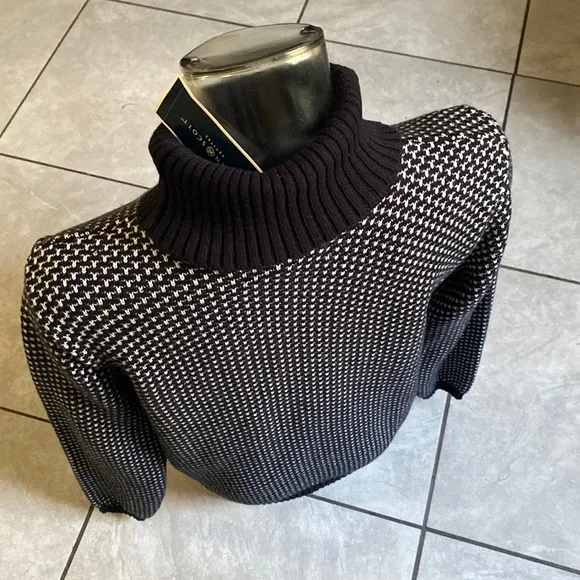 Karen Scott Jersey Turtle Neck - Picture 2 of 6